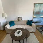 Red Apartman