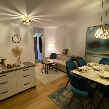 Red Apartment Banja Luka