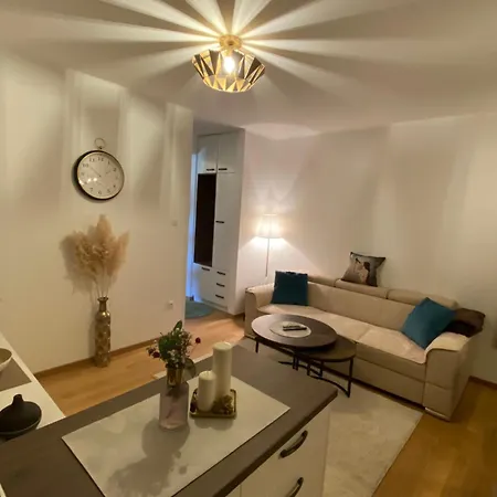 아파트 Red 바냐루카